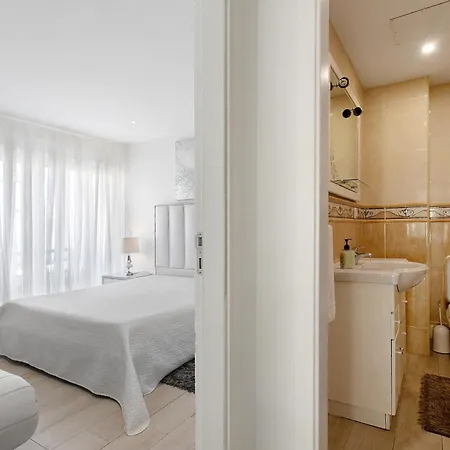 Natalina T1 アパート