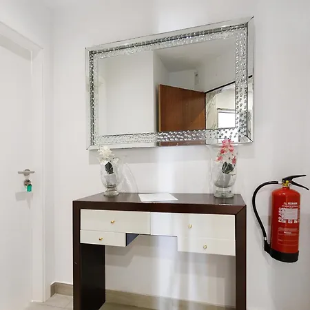 アパート Natalina T1 *